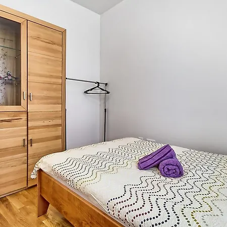 Summertime House With Appartement