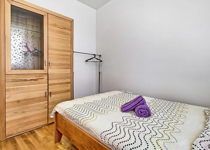 Summertime House With 아파트