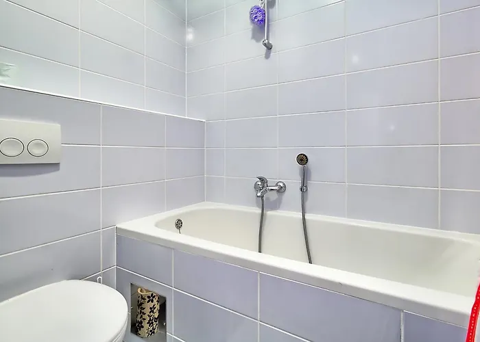 Summertime House With 우마그